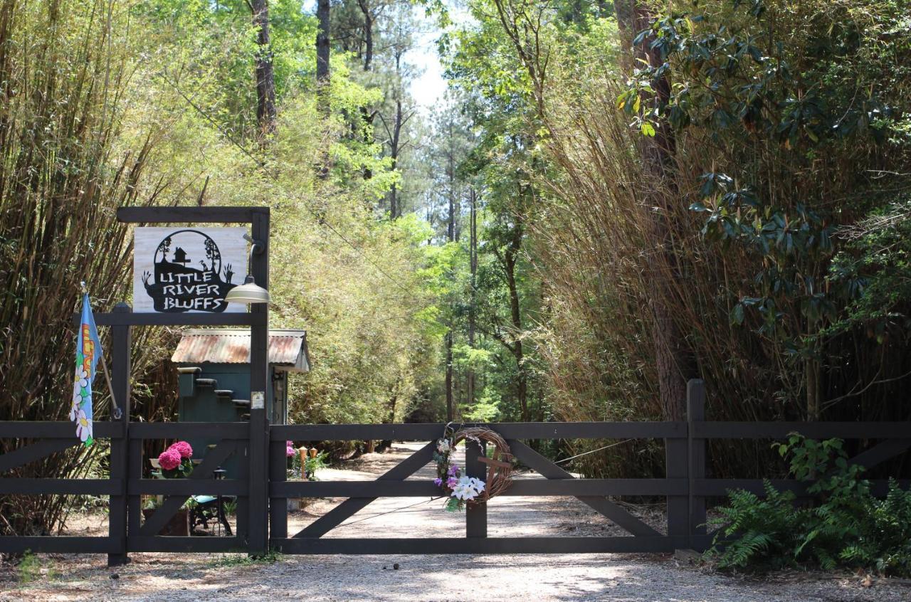 The River Chalet Folsom Exterior photo