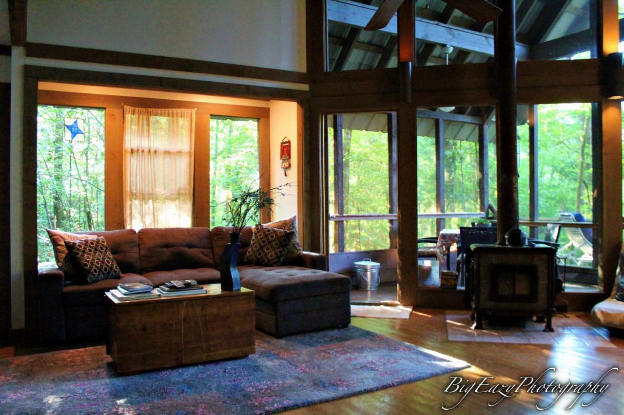 The River Chalet Folsom Room photo